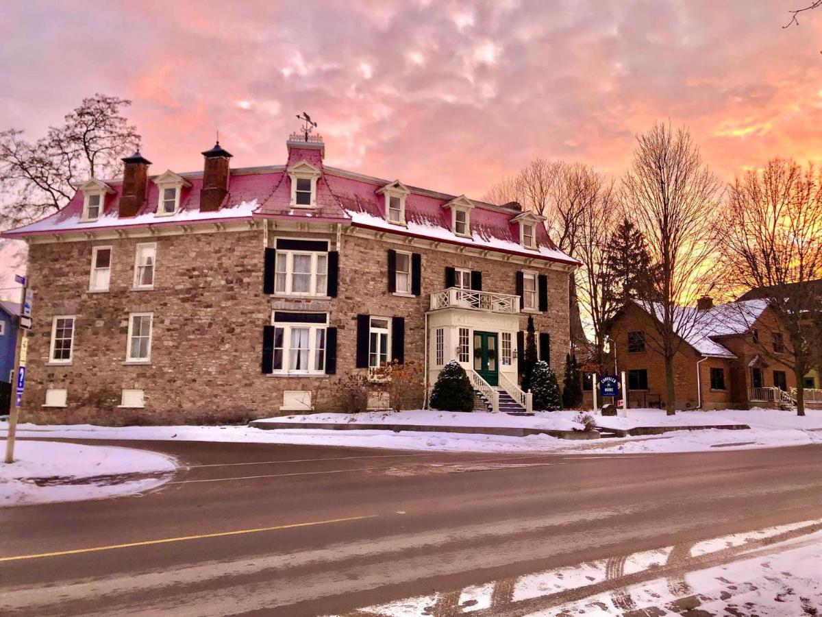 Bed and Breakfast Chrysler House Gananoque Exterior foto